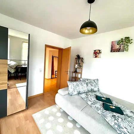 Bright Temporary In 아파트 슈코이디츠