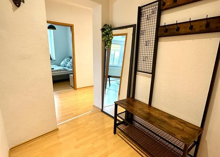 Bright Temporary In شكويديتس