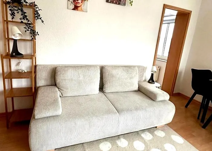 Bright Temporary In شقة شكويديتس